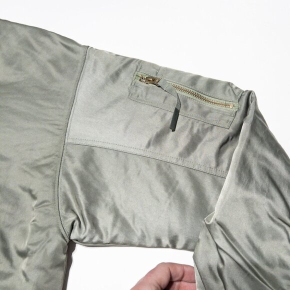 Nike Sportswear Reversible Bomber Jacket Women's Medium Quilted Green FN3168-386 - Picture 9 of 16